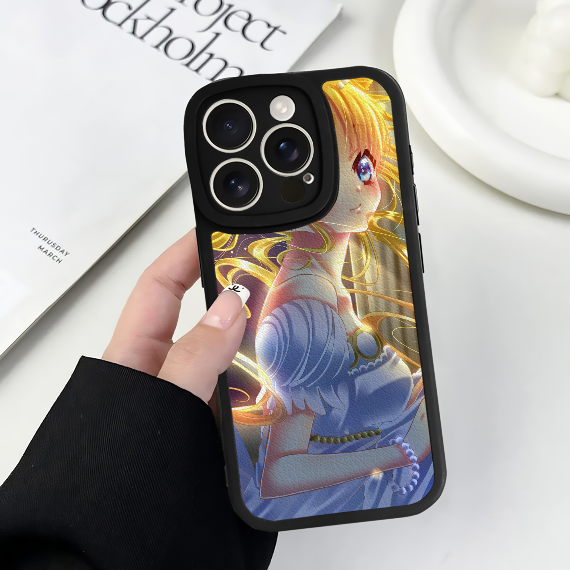 （画像用） 美少女戦士セーラームーン Sailor Moon 【iPhone 16シリーズ対応】シリコンスマホケース（レザー調） 材質：シリコン